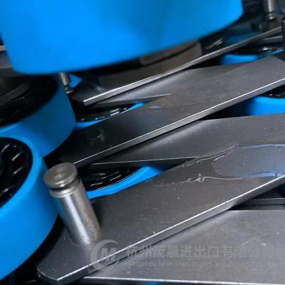 High Quality OEM Escalator Step Chain – XAA26150E | 135.47mm Pitch
